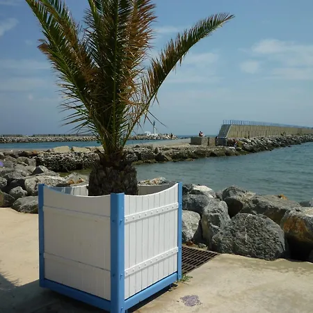 : Front De Mer, 4 Pers, Parking Inclus - Fr-1-797-32