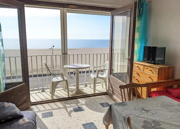 Apartamento : Front De Mer, 4 Pers, Parking Inclus - Fr-1-797-32 Port-la-Nouvelle